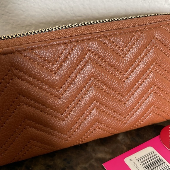 New! Rampage Brown amd Gold Zippered Cell Phone Wallet - Picture 8 of 9